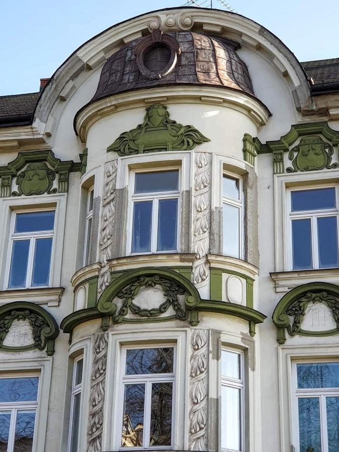 Apartament Na Granicy / Apartment On The Border Цешин Экстерьер фото