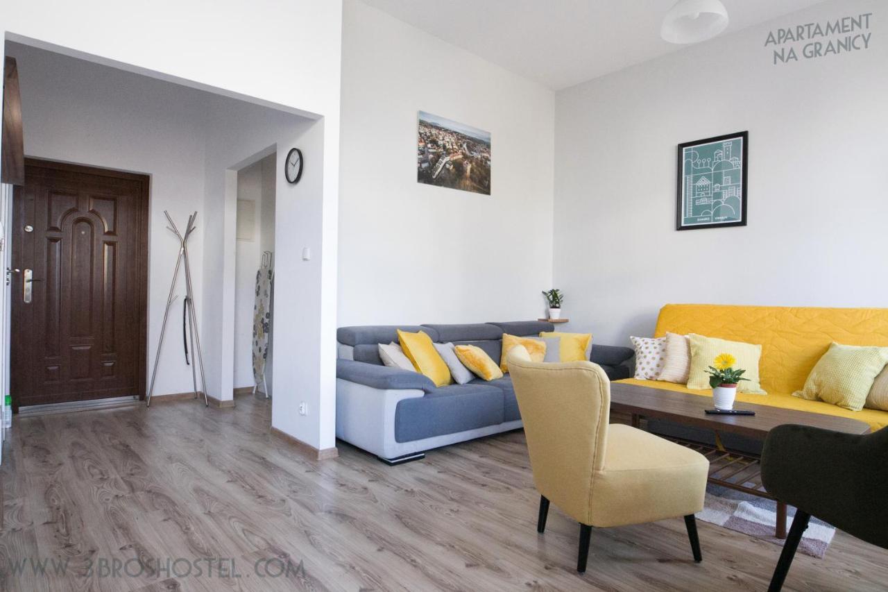 Apartament Na Granicy / Apartment On The Border Цешин Экстерьер фото